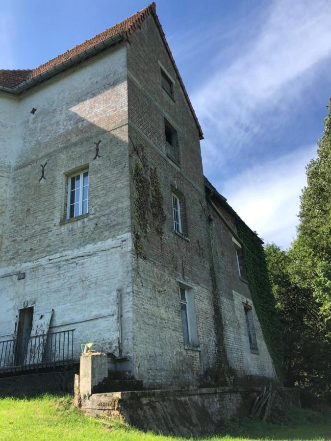 فيلا Le Moulin Du Soudet Pernois المظهر الخارجي الصورة